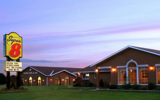 Super 8 - Port Elgin