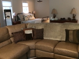 THE HARBOUR SUITE