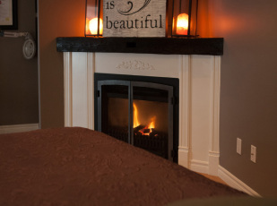 Treatment room with fireplace