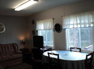 Rosewood Cottage #4 Dining Area