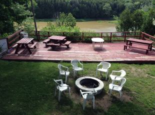 Rosewood Common Firepit and Deck