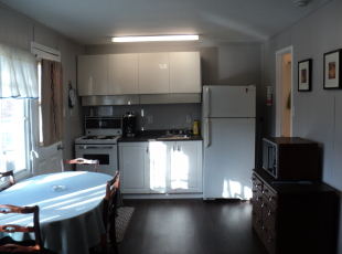 Rosewood Cottage #4 Kitchen